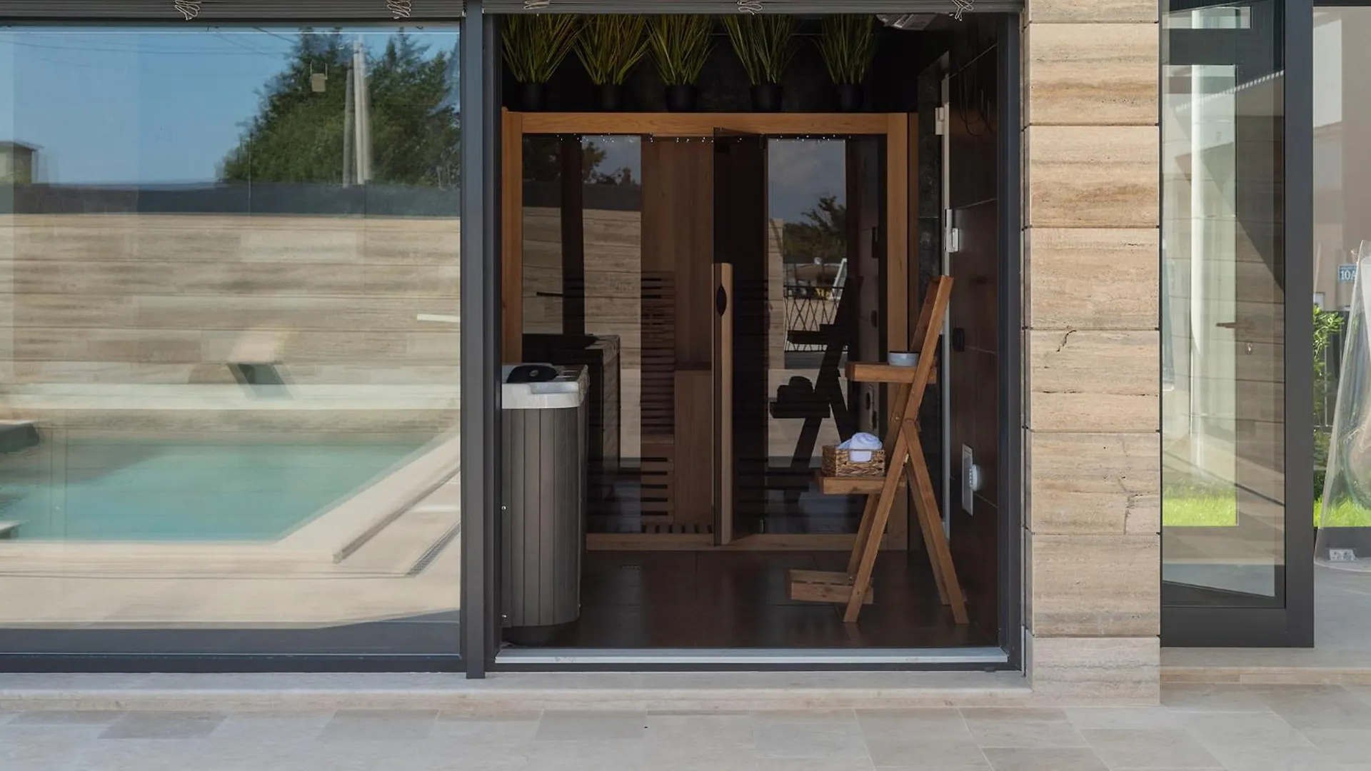 Luxury Villa Salt & Stone With Spa Area In Nin