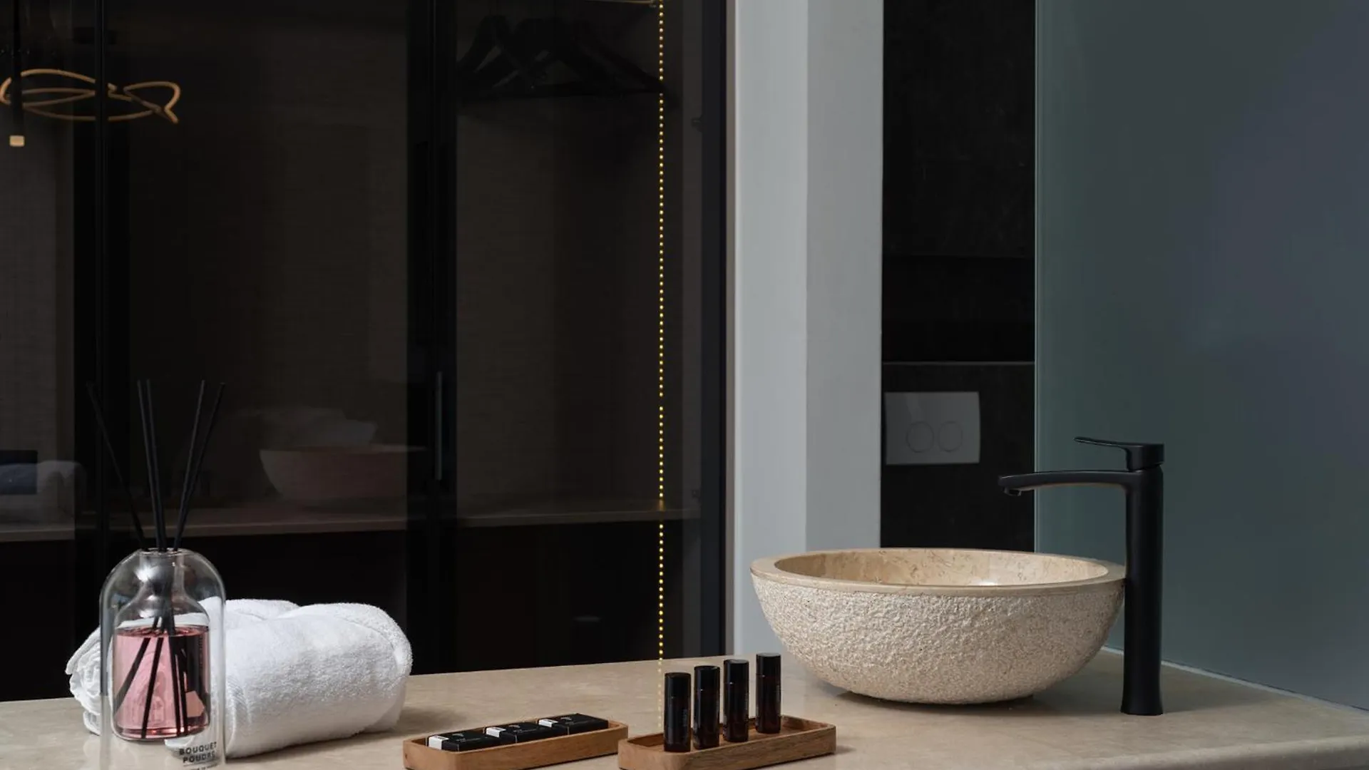 Luxury Villa Salt & Stone With Spa Area In Nin